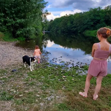 Сasa de vacaciones Maison Campagne Pres De La Riviere Le Chambon